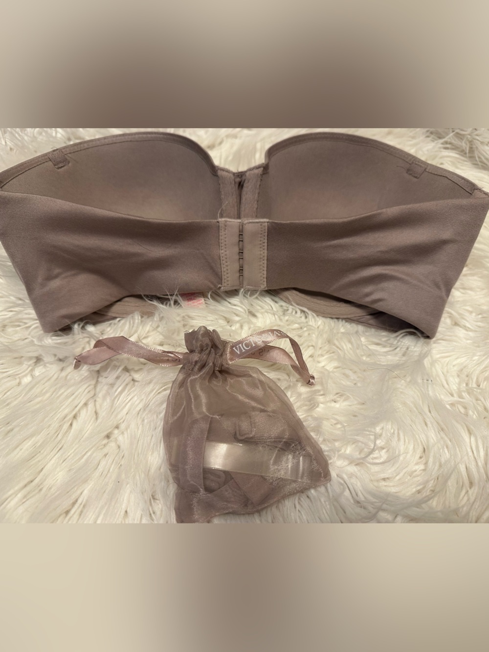 Victoria’s Secret Strapless Bra 32DD Taupe Nude Convertible Removable Straps - Picture 4 of 6